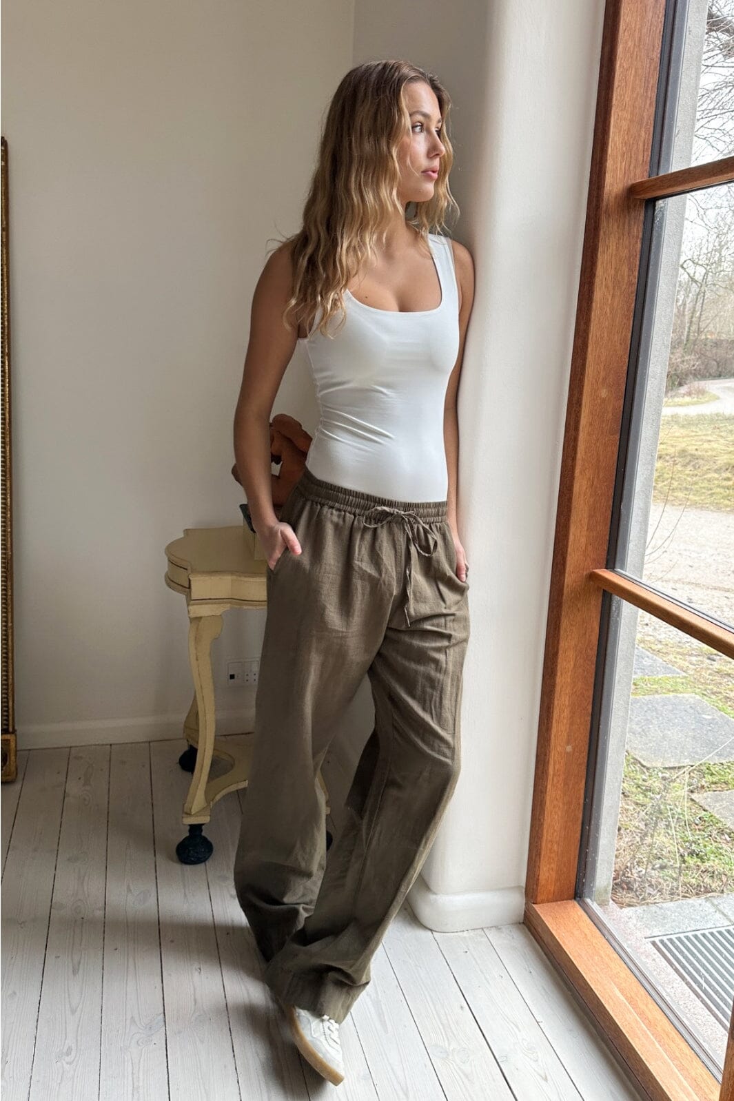 Neo Noir - Sonar Linen Pants - Army