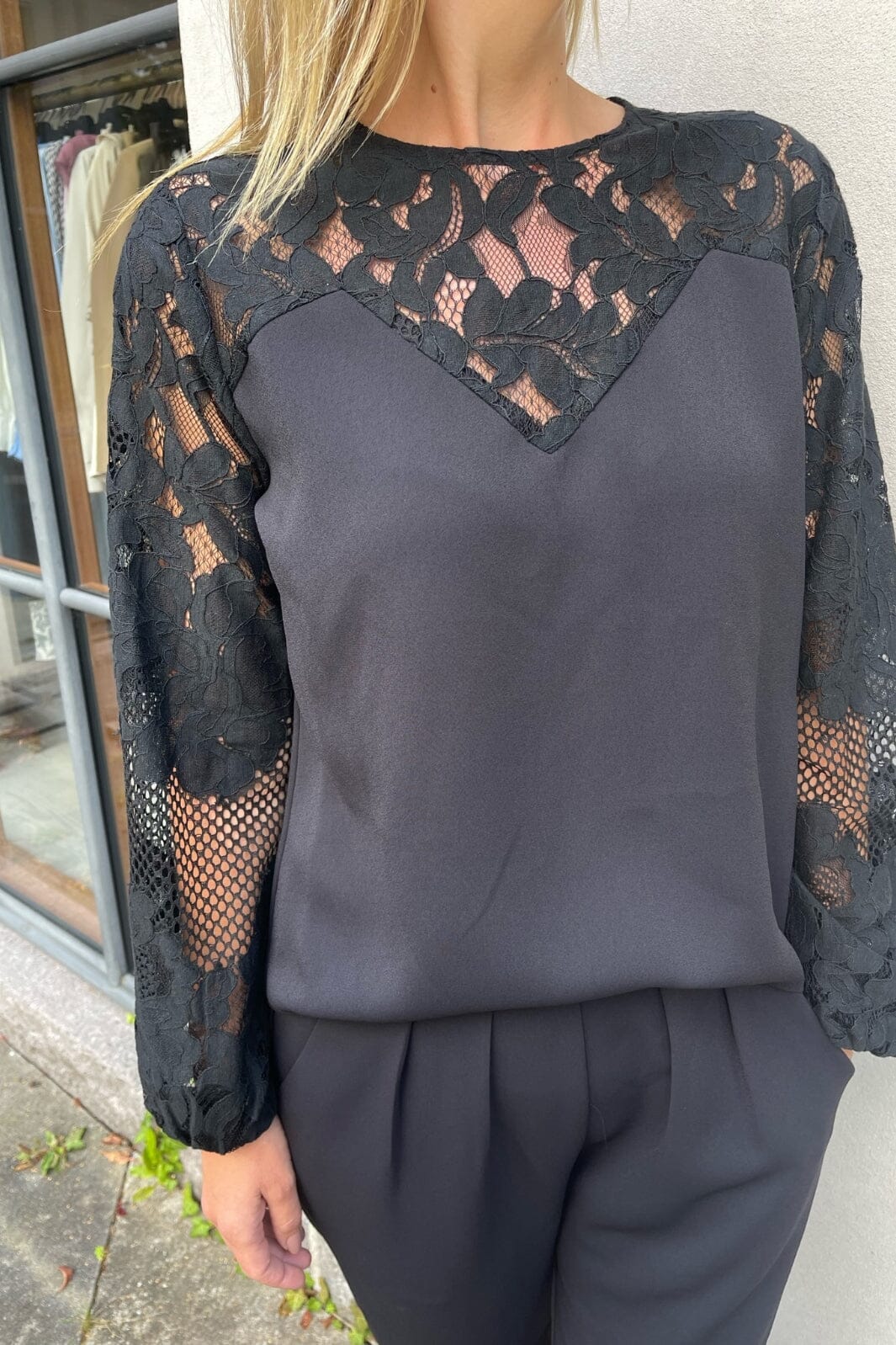 Neo Noir - Antonia Crepe Jumpsuit - Black