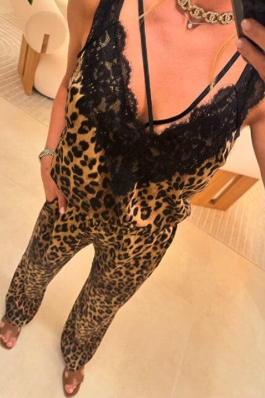 valentin-studio-string-leopard-top-leopard_3.jpg Valentin Studio - String Leopard Top - Leopard