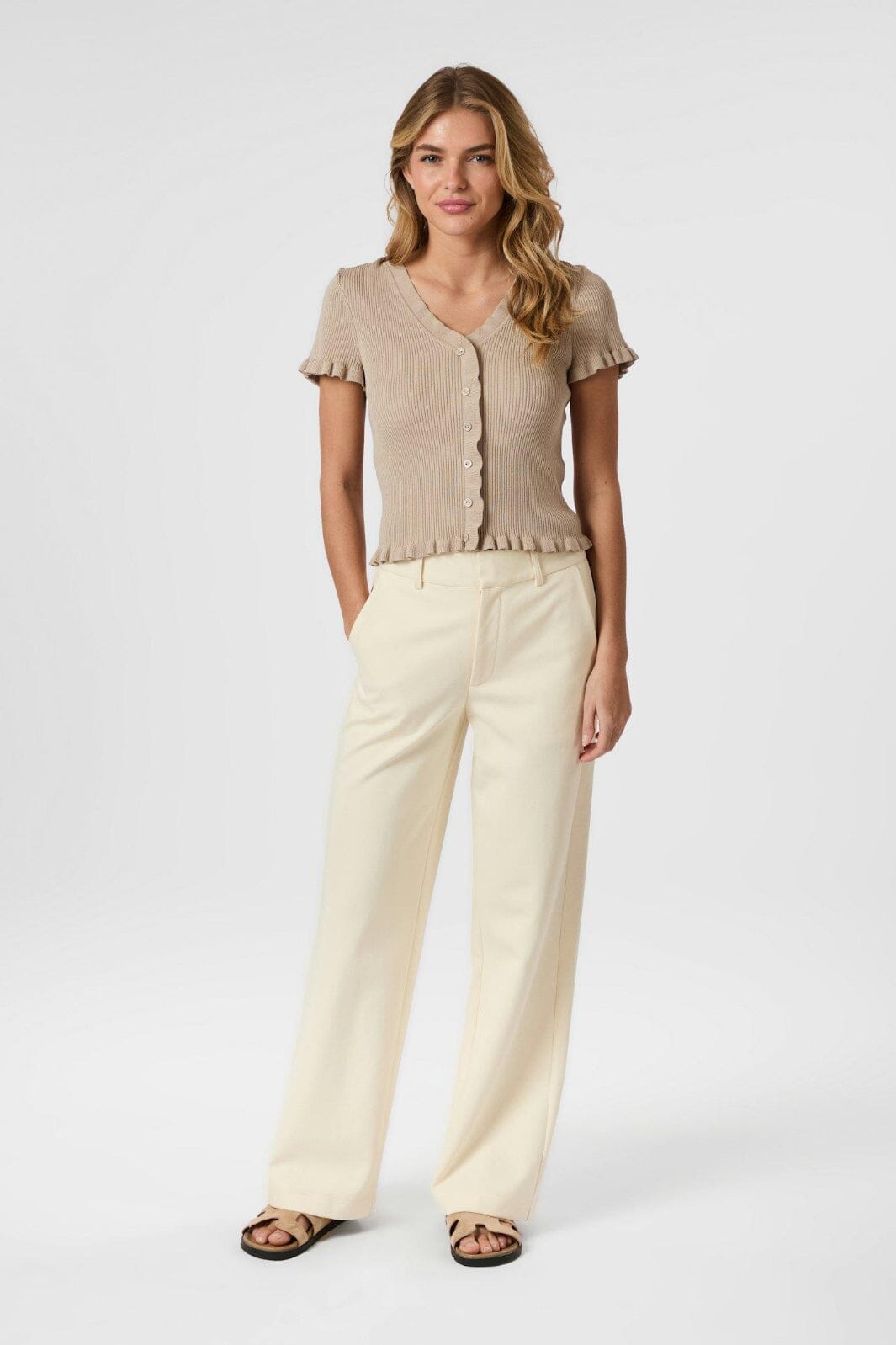 Forudbestilling - Neo Noir - Esla Frill Knit Tee 164432 - 213 - Sand