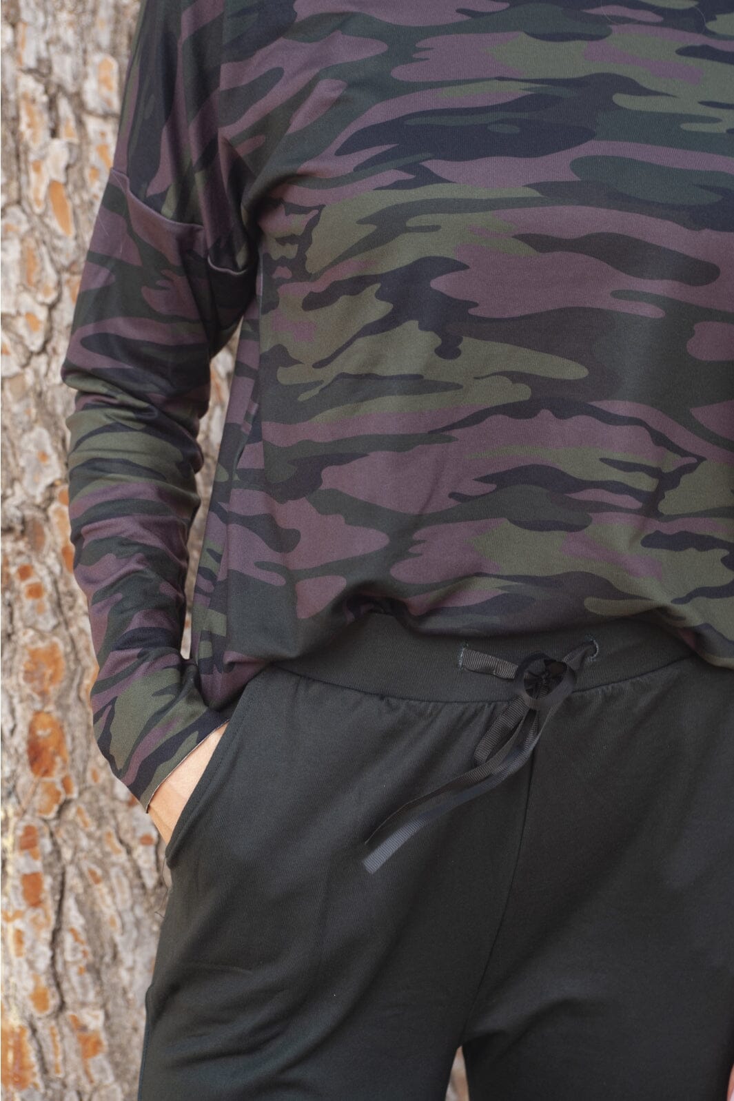 liberte-alma-ls-top-fleece-dusty-camo-dark-brown_1.jpg Liberte - Alma-Ls-Top (Fleece) - Dusty Camo Dark Brown