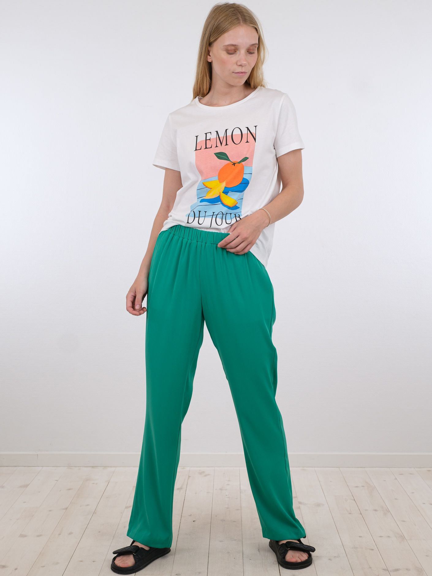 neo-noir-angelo-pants-green_2.jpg Neo Noir - Angelo Pants - Green Hot på udsalg
