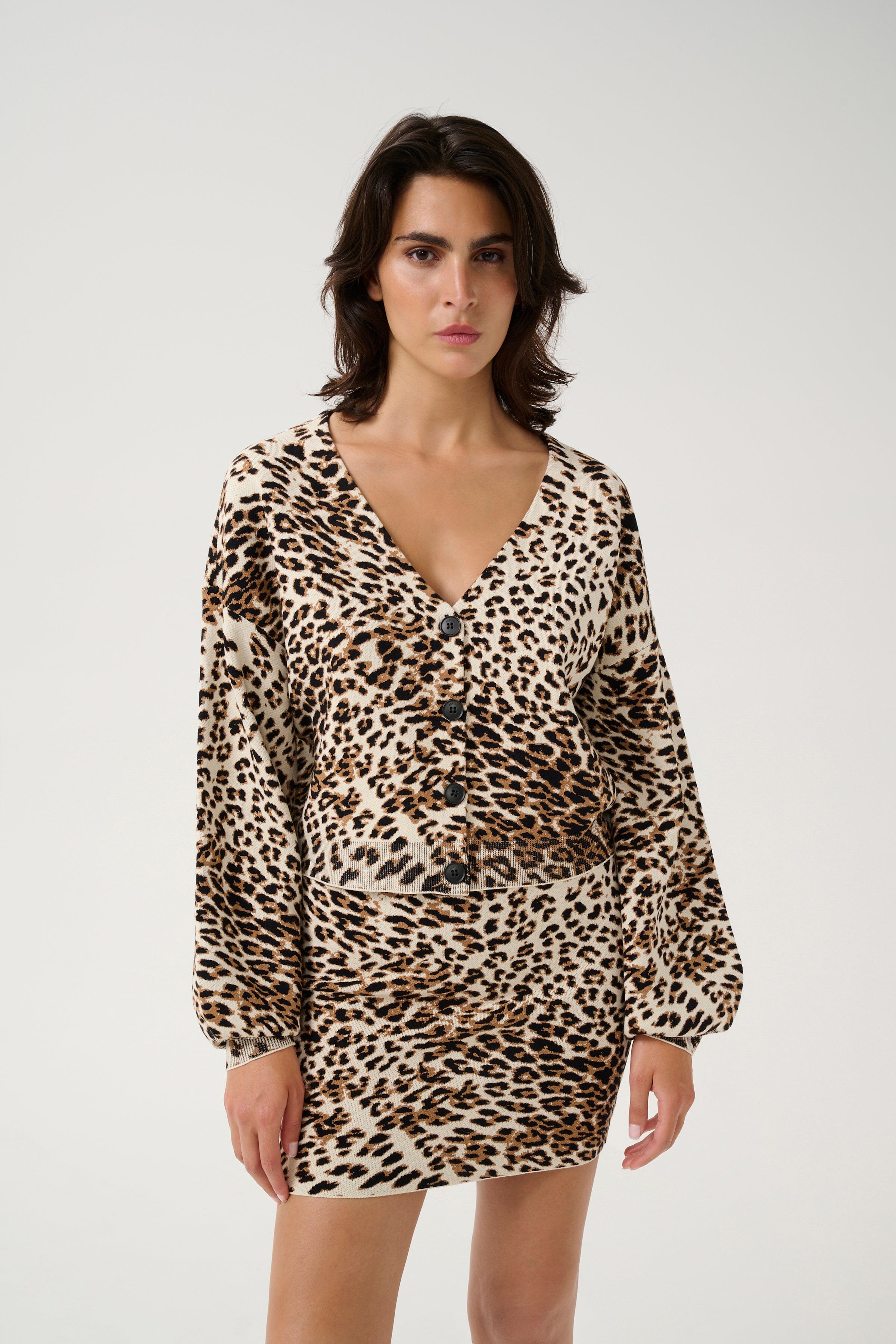 gestuz-gzleora-cardigan-107188-light-leopard_2.jpg Gestuz - Gzleora Cardigan - 107188 Light Leopard