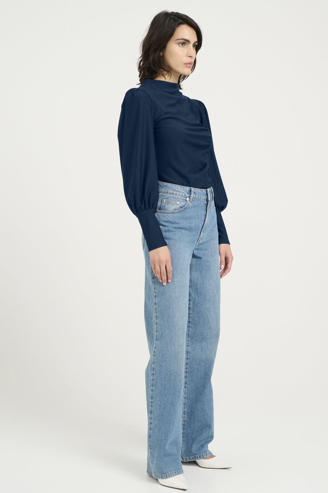 gestuz-rifagz-puff-blouse-194024-dress-blues_1.jpg Gestuz - Rifagz Puff Blouse - 194024 Dress Blues