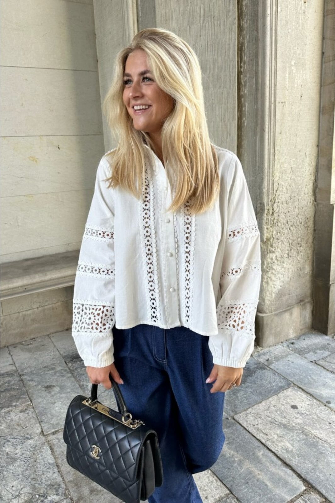 forudbestilling-byic-vilda-shirt-white_0.jpg Forudbestilling - BYIC - Vilda Shirt - White