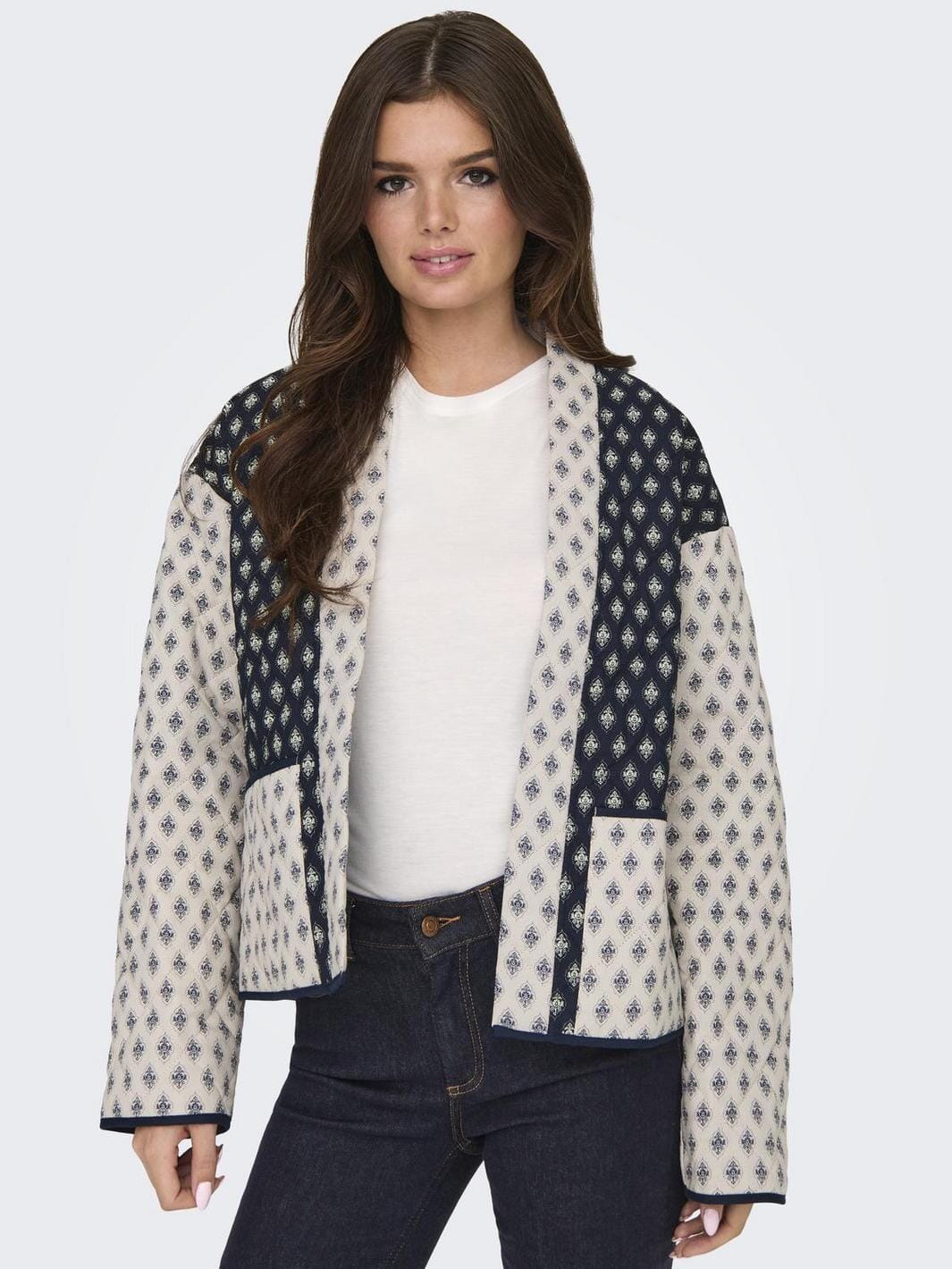 JDY - Jdyavalon L/S Quilted Jacket - 4724468 Egret Sky Captain