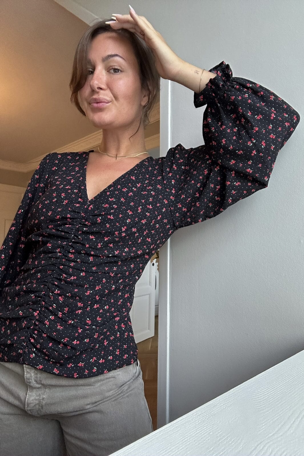 Neo Noir - Katinka Floral Dots Blouse - Black