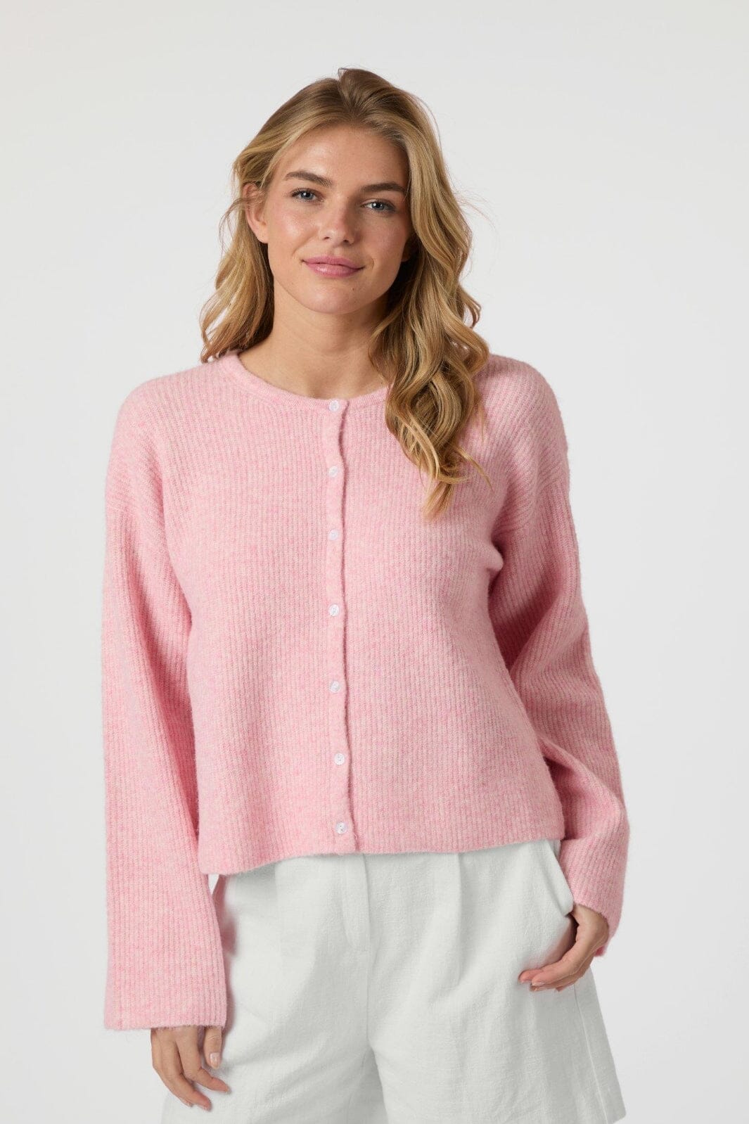neo-noir-vilja-knit-cardigan-164491-170-pink_1.jpg Neo Noir - Vilja Knit Cardigan 164491 - 170 - Pink