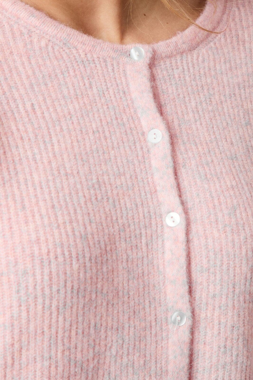 neo-noir-vilja-knit-cardigan-164491-170-pink_3.jpg Neo Noir - Vilja Knit Cardigan 164491 - 170 - Pink