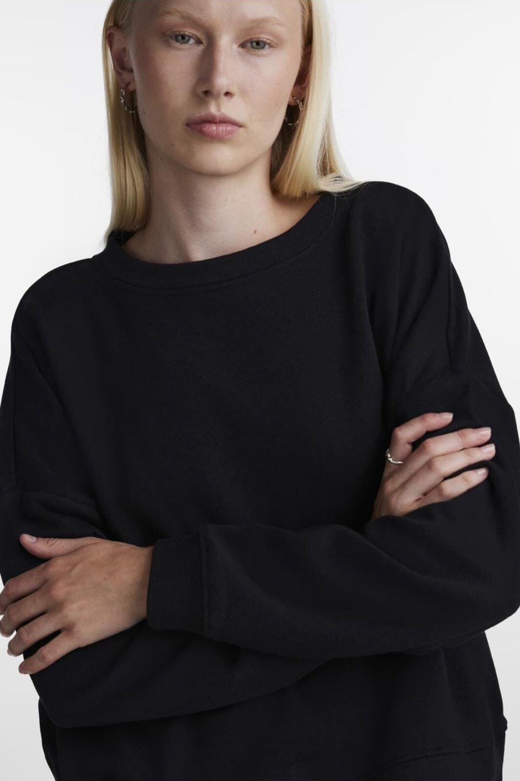 pieces-pcchilli-ls-sweat-3600582-black_2.jpg Pieces - Pcchilli Ls Sweat - 3600582 Black