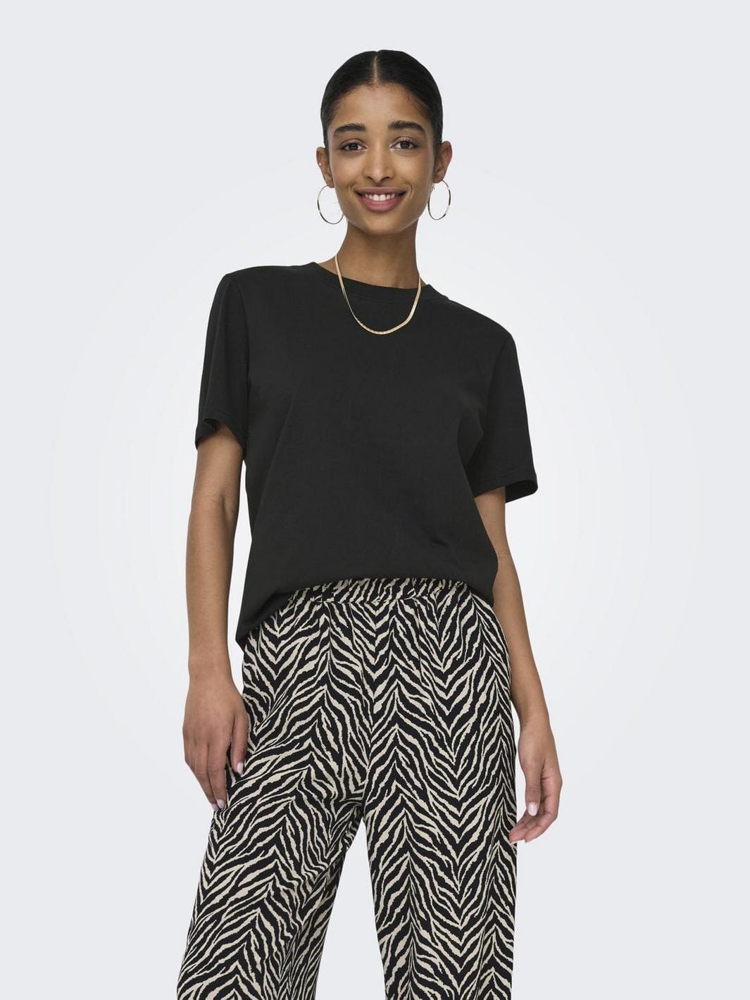 Only - Onlmonja S/S Tee - 4474466 Black Hot på udsalg