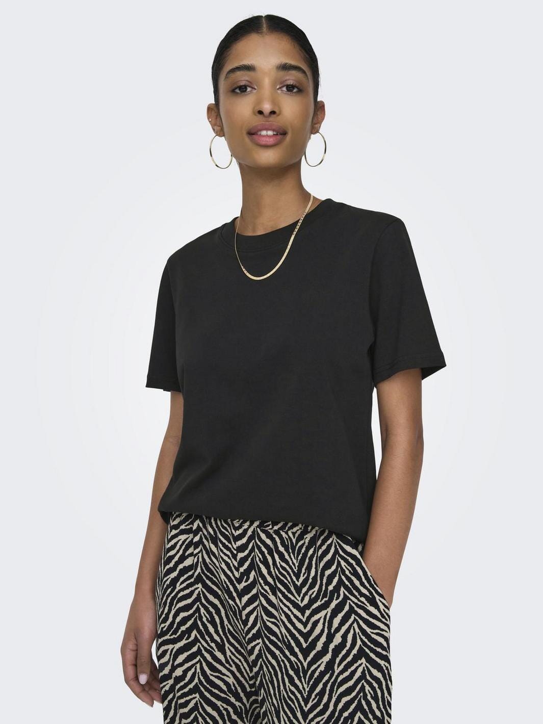 Only - Onlmonja S/S Tee - 4474466 Black Hot på udsalg