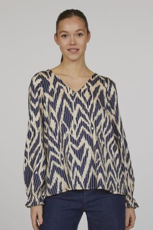 Sisters Point - Noki-T3 - 402 Navy/Cream