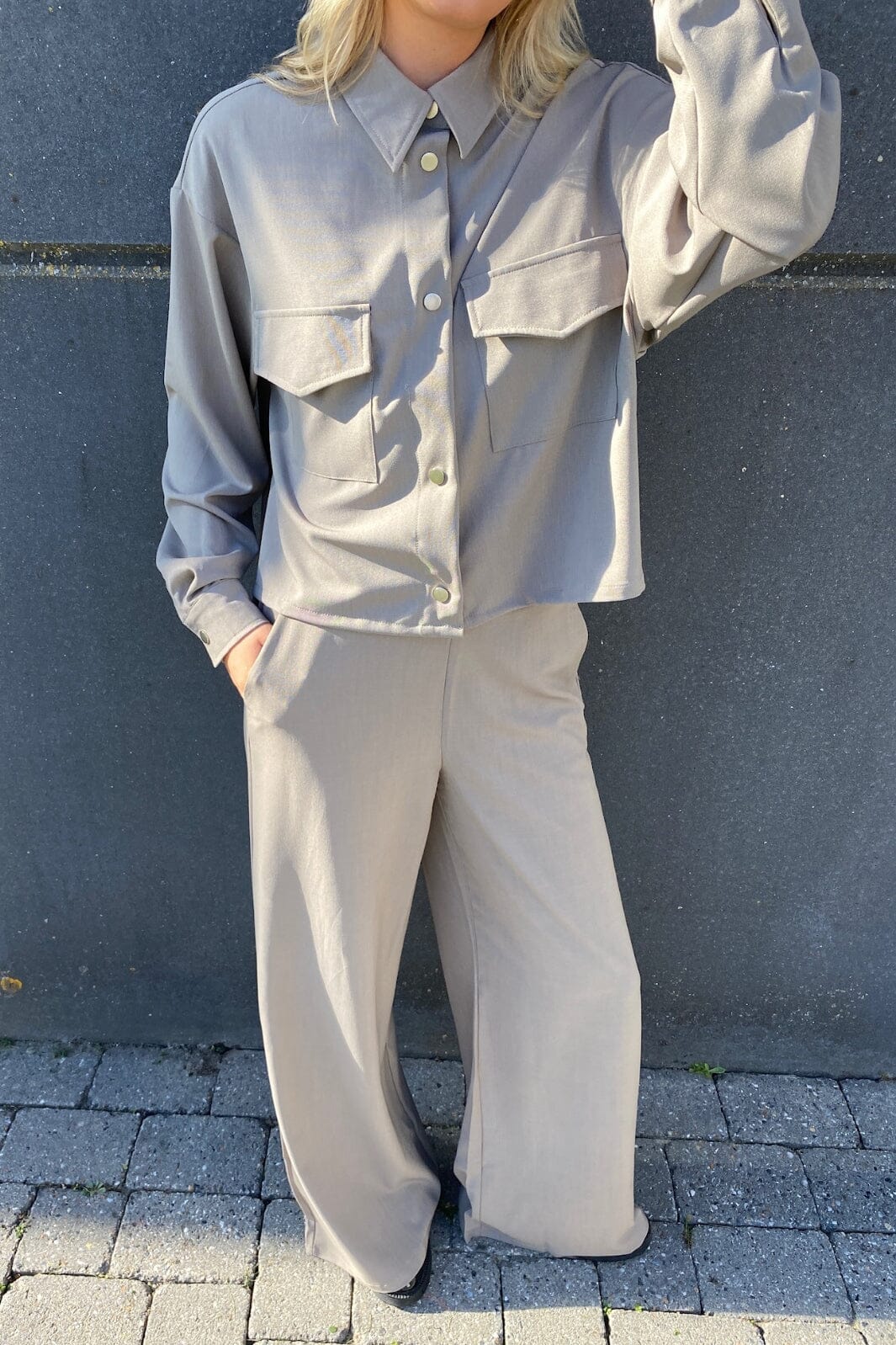 Sisters Point - Nyla-Pa - 116 Dark Beige