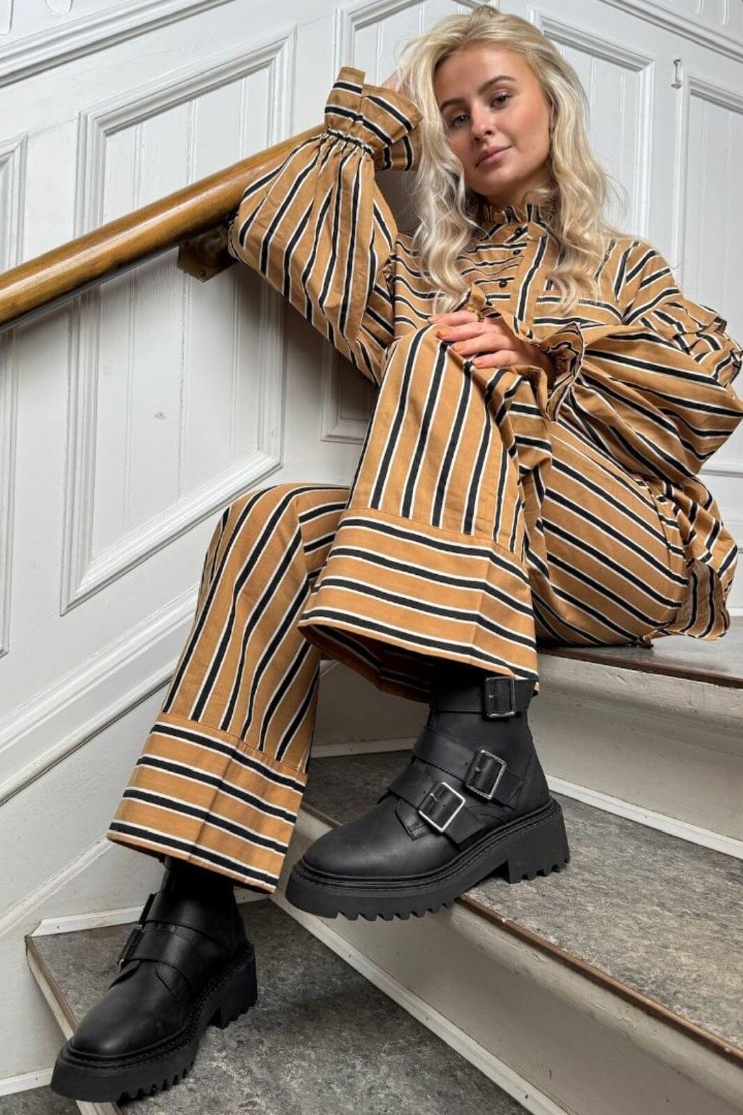 Stories From The Atelier By Copenhagen Shoes - When You Listen Pants - 0896 Golden Stripes