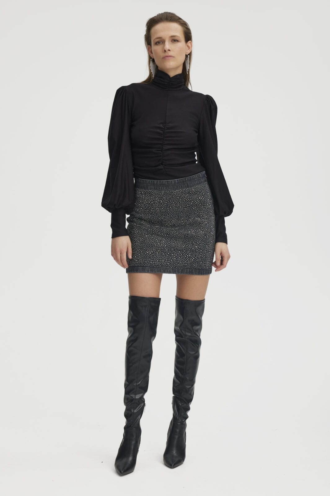 gestuz-rifagz-ls-cuff-blouse-black_3.jpg Gestuz - RifaGZ ls cuff blouse - Black