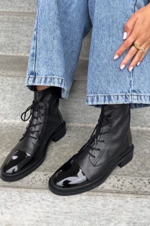 Copenhagen Shoes - Power - 00010 Black W/Patent Toe Online salg