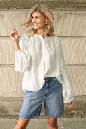 Neo Noir - Kirsty Solid Blouse - White Online salg