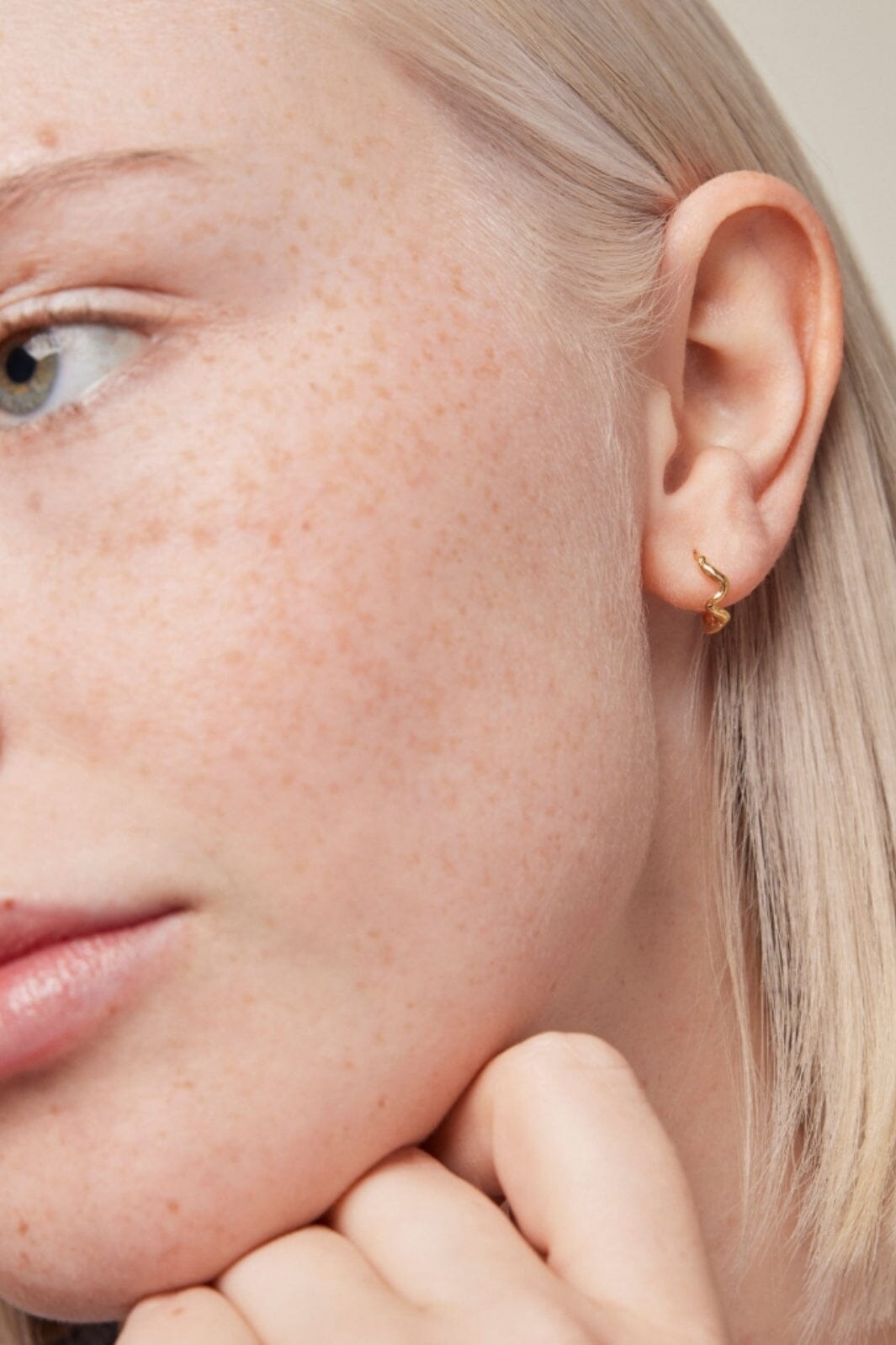 Enamel Copenhagen - Hoops, Holly Small - SGpM