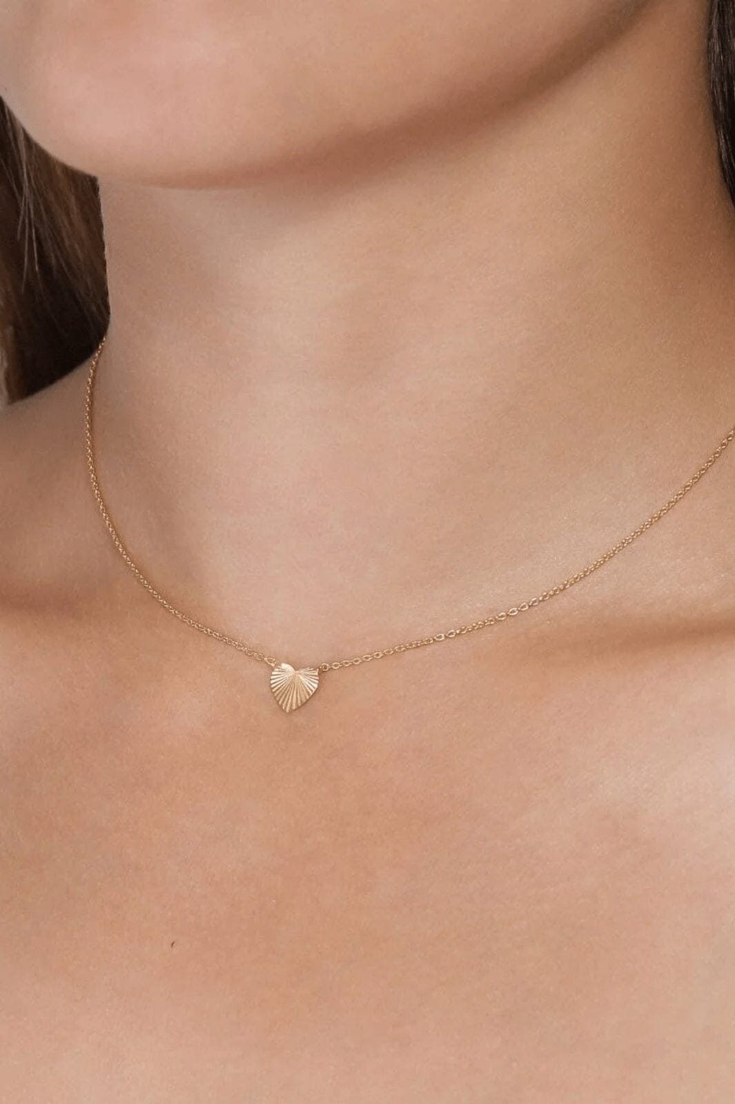Jane Kønig - Reflection Heart necklace - Forgyldt
