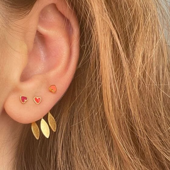 Stine A - Petit Love Heart Earring Golden - 1181-02-Burgundy - Burgundy Online