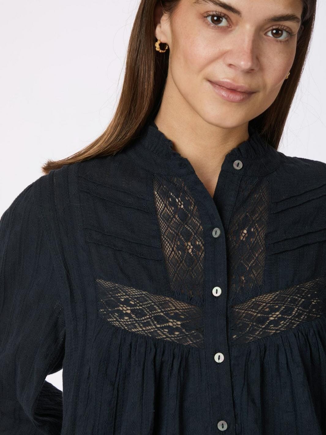 Neo Noir - Bria Dobby Blouse 164672 - 141 - Navy på udsalg