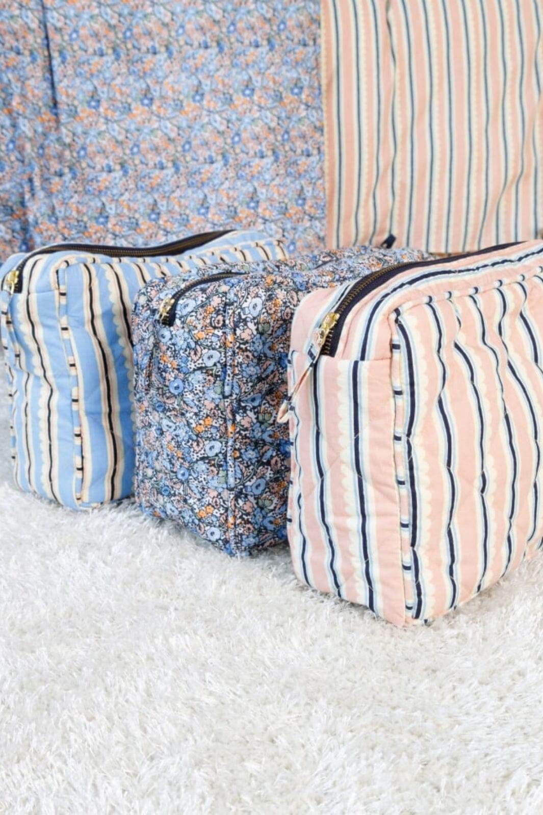 Black Colour - Bcnorma Sky Washbag - Sky Blue