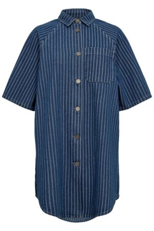 Sofie Schnoor - Long Shirt - 5002 Denim Blue Hot på udsalg