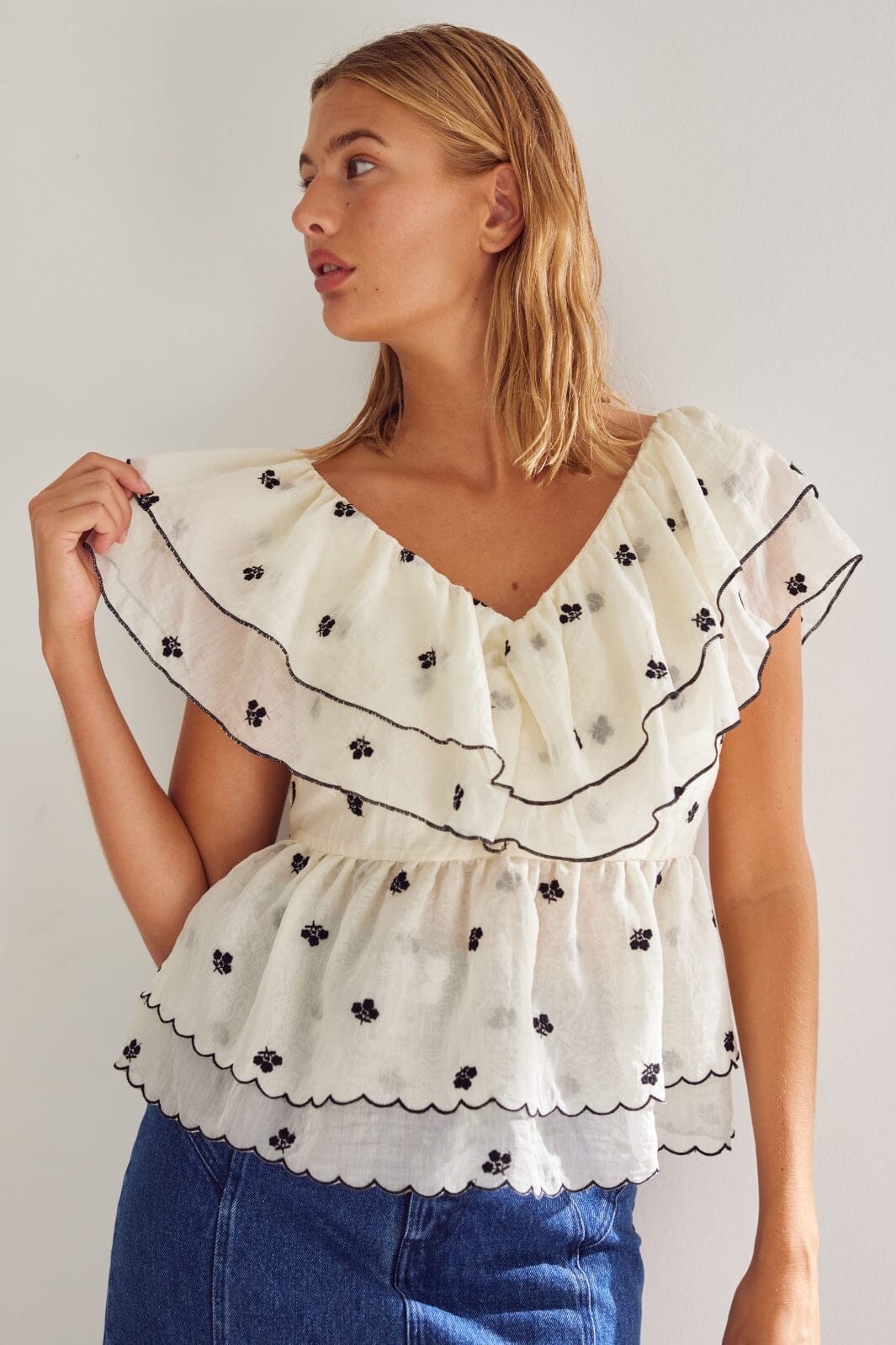 noella-louisa-blouse-13410001-006-offwhite_2.jpg Noella - Louisa Blouse 13410001 - 006 - Offwhite