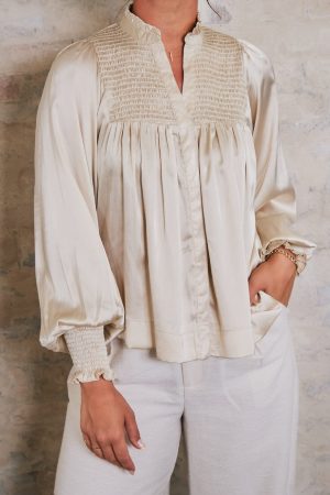 Neo Noir - Jill Smooth Satin Blouse - Champagne