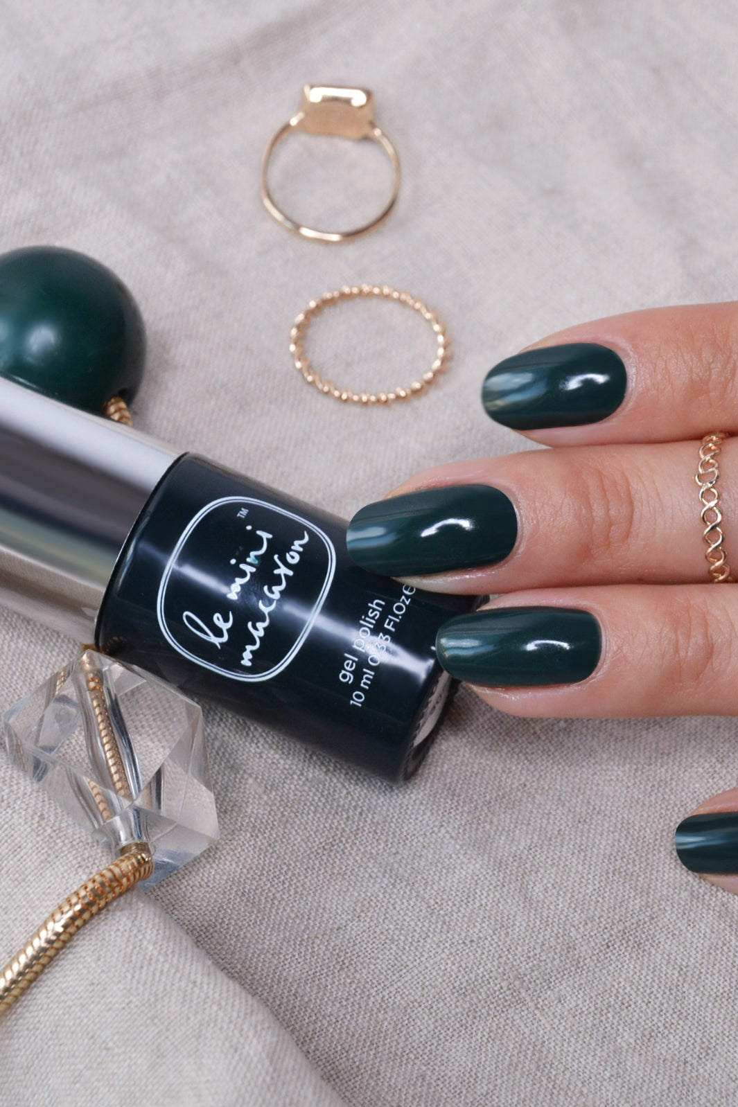 Le Mini Macaron - Neglelak Gel COL055 - Wintergreen