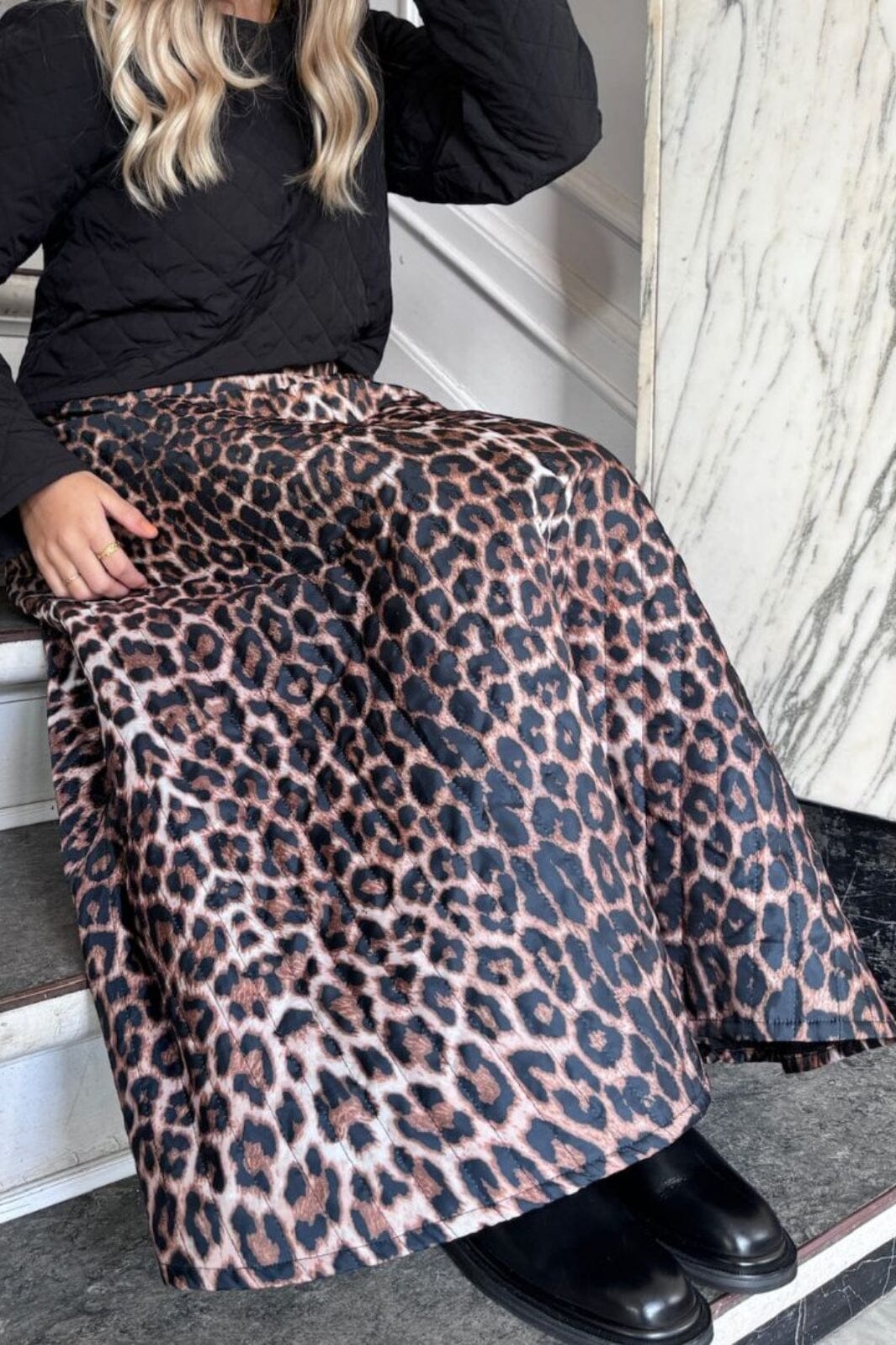 Stories From The Atelier By Copenhagen Shoes - Move Me Skirt Lep - 2060 Leo på udsalg