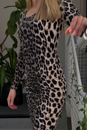 Forudbestilling - Liberte - Alma-Ss-Turn-Dress 9578 - Big Lux Leo Fossil