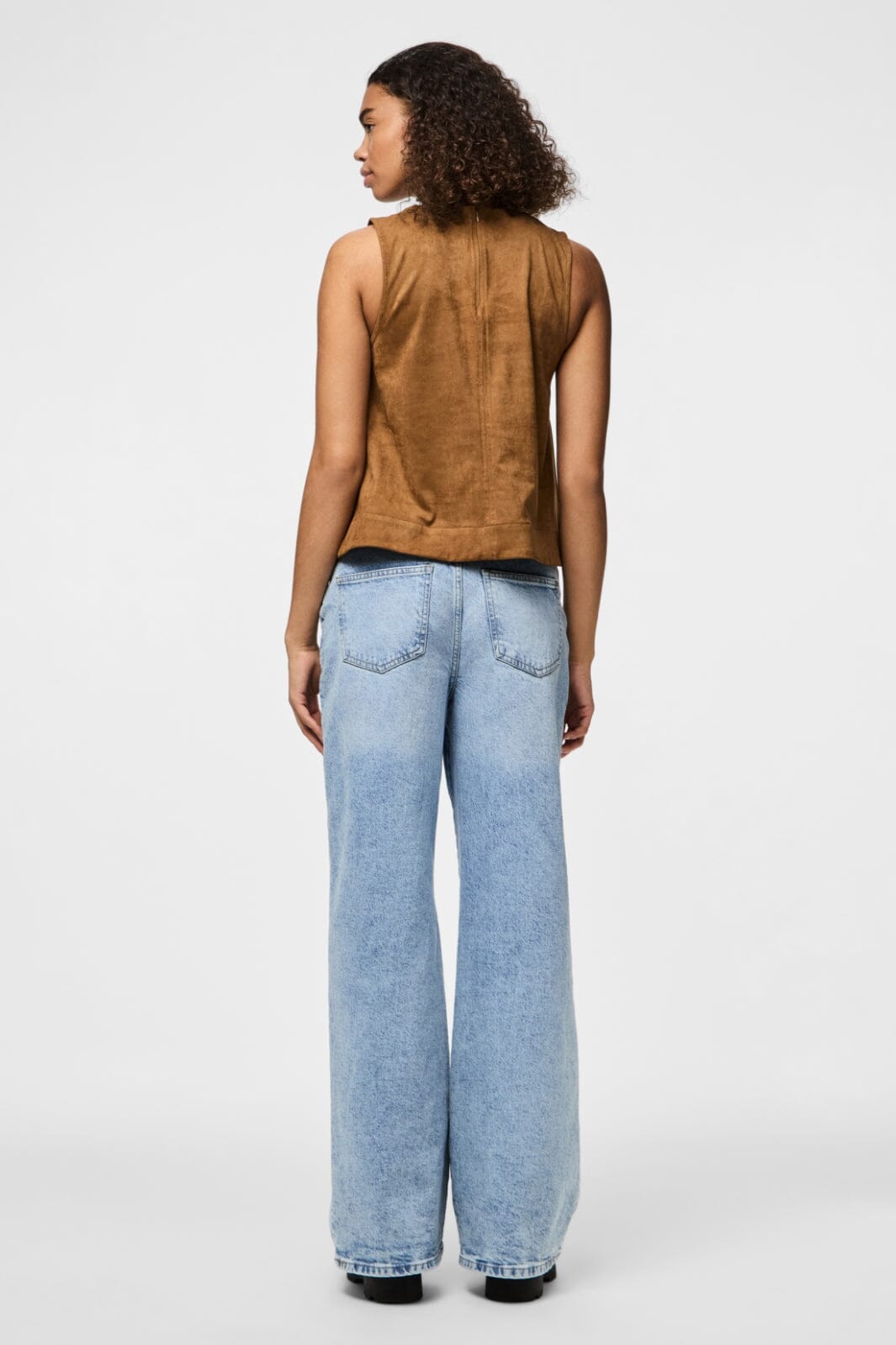 Pieces - Pcjuno Sl O-Neck Top Fsy - 4889516 Amber Brown Hot på udsalg