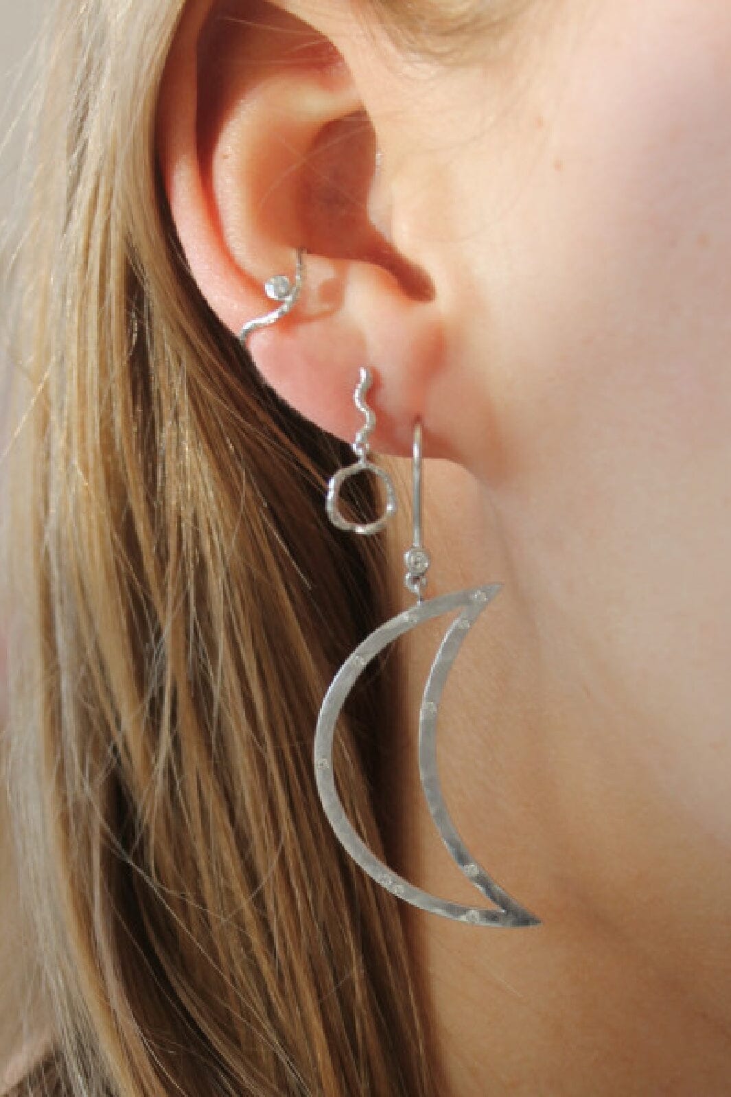 Stine A - Big Bella Moon With Stones Earring Silver - 1260-00-S Levere
