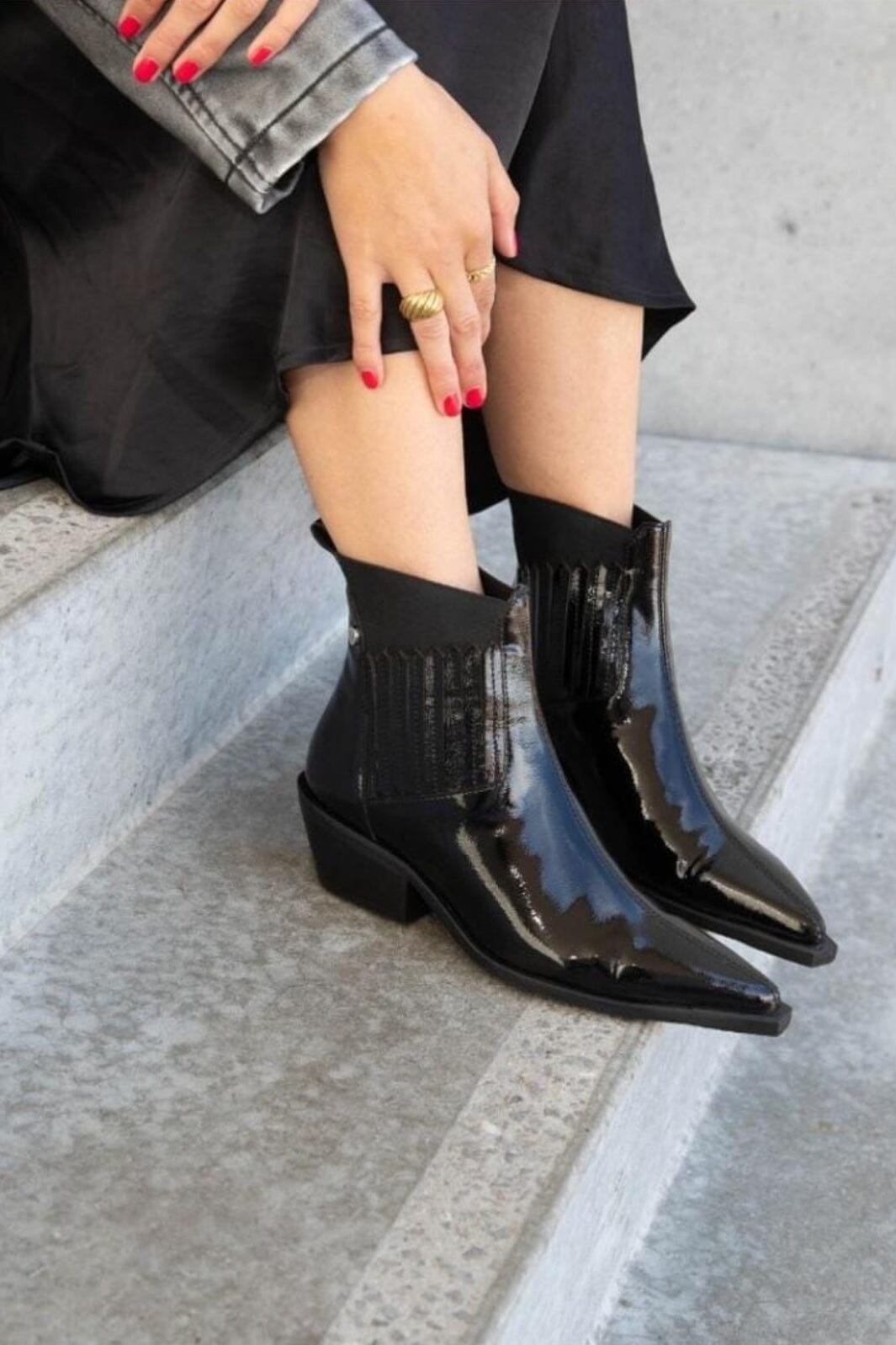 Copenhagen Shoes - The Walking Boot Patent - 0011 Black Patent Online nu