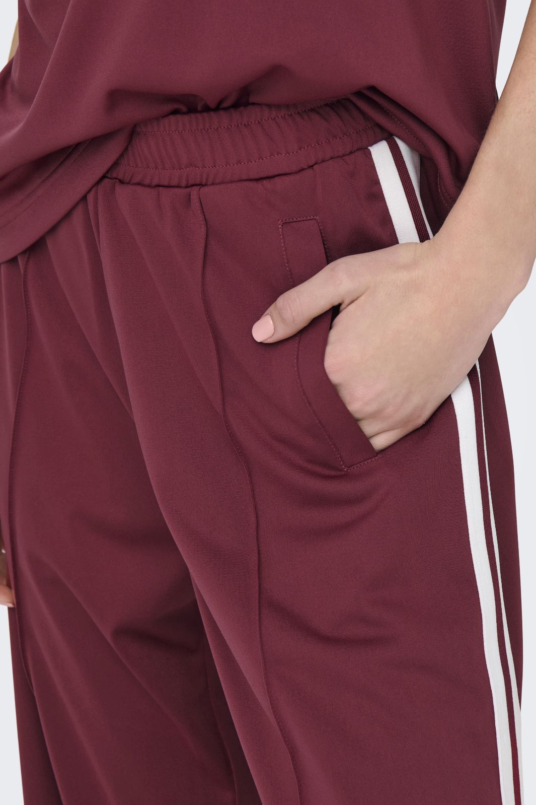only-onlsports-pant-ub-swt-4832798-ruby-wine_2.jpg Only - Onlsports Pant Ub Swt - 4832798 Ruby Wine