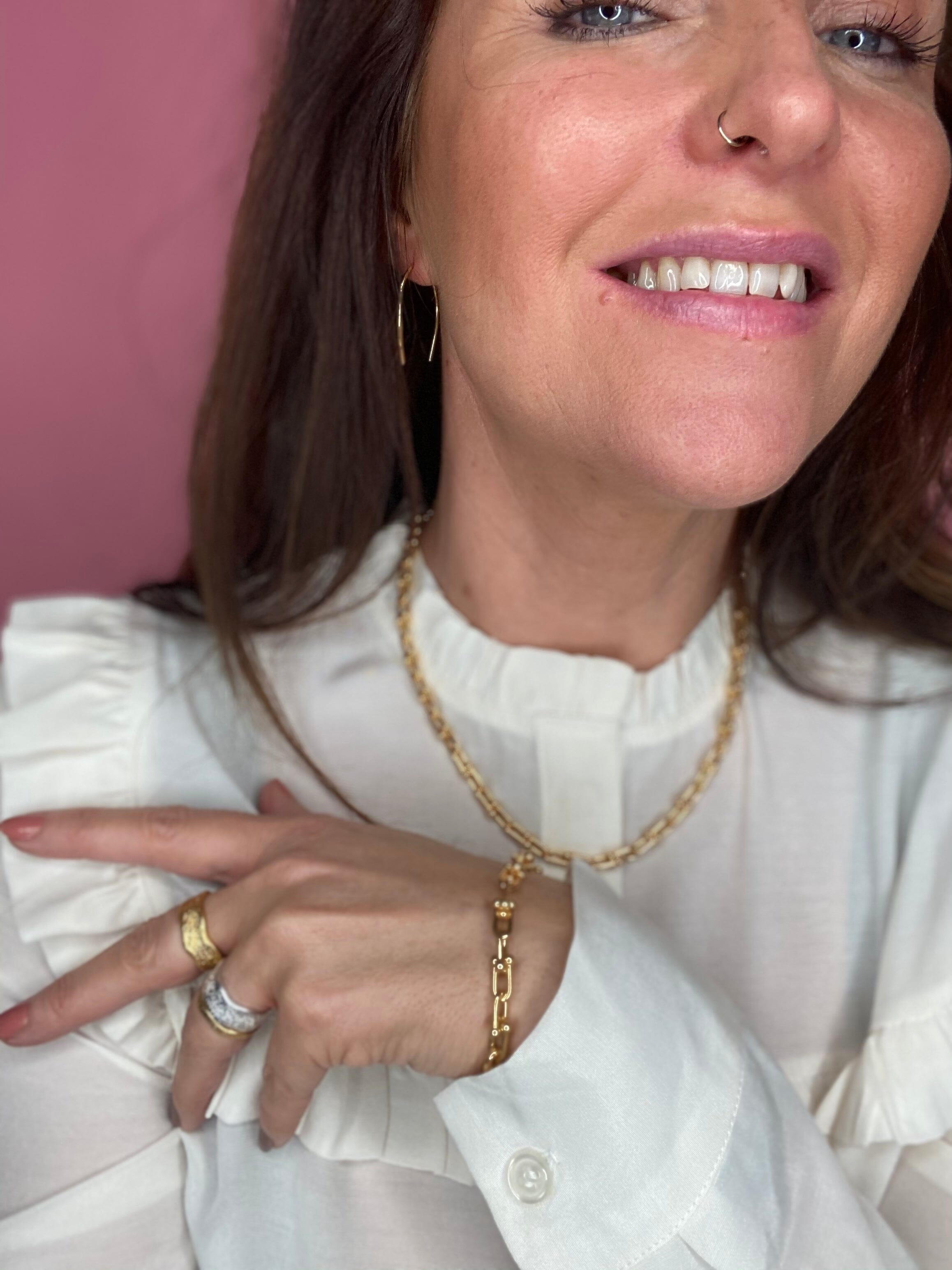 mellow-moon-link-necklace-forgyldt_2.jpg Mellow Moon - Link Necklace - Forgyldt