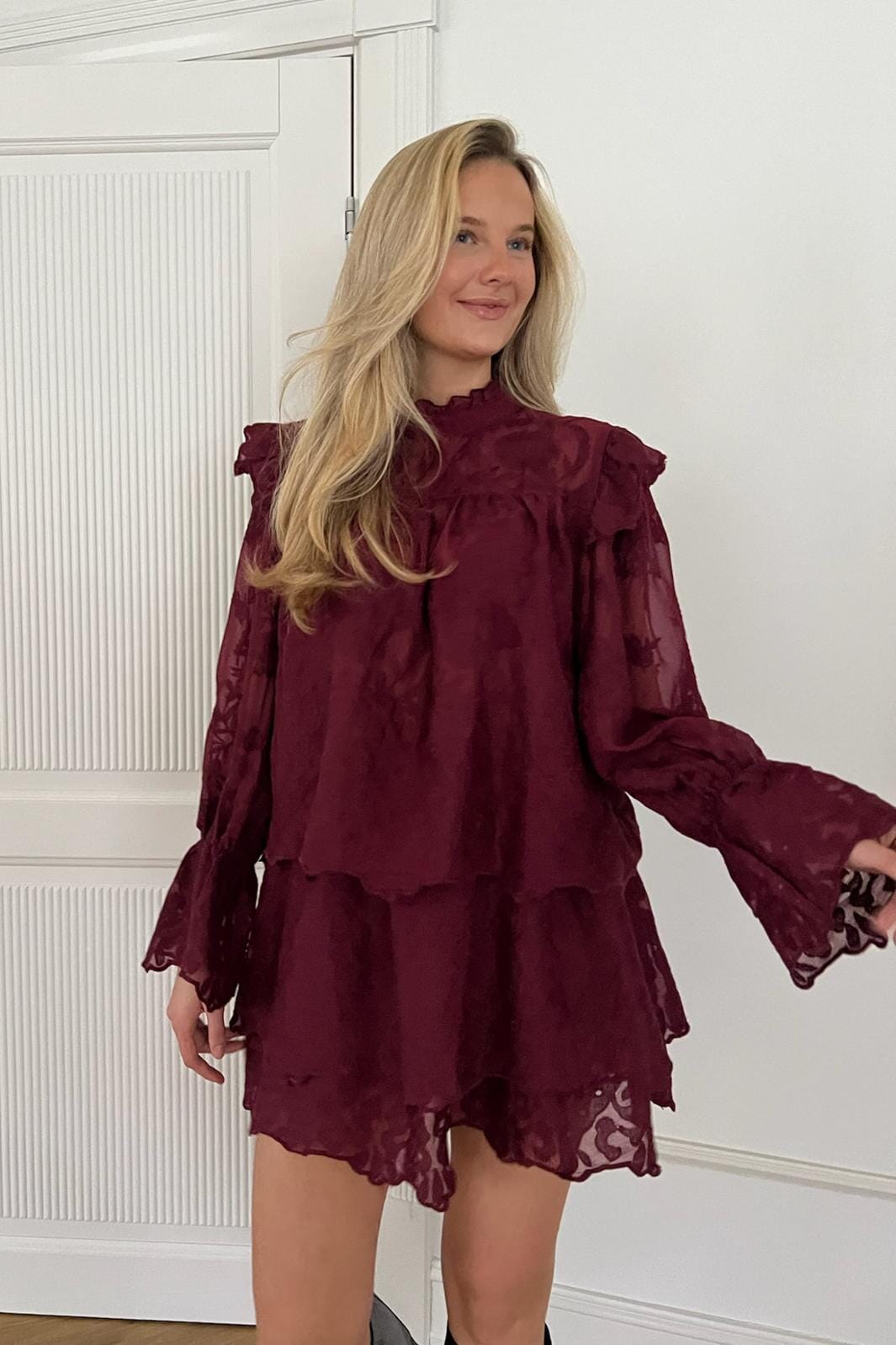 Forudbestilling - BYIC - Ellinoric Lace Mini Skirt 2576 - Vintage Bordeaux