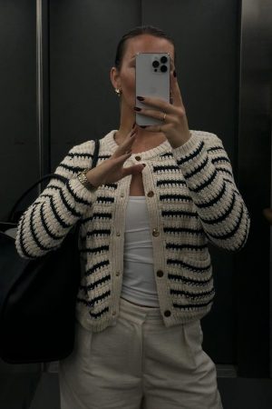 Neo Noir - Paula Knit Cardigan - Navy