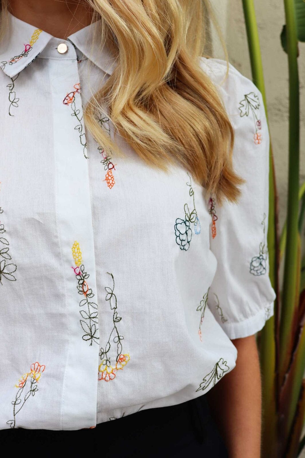 Forudbestilling - Liberte - Flora-Ss-Blouse 22181 - Ivory Floral Udsalg