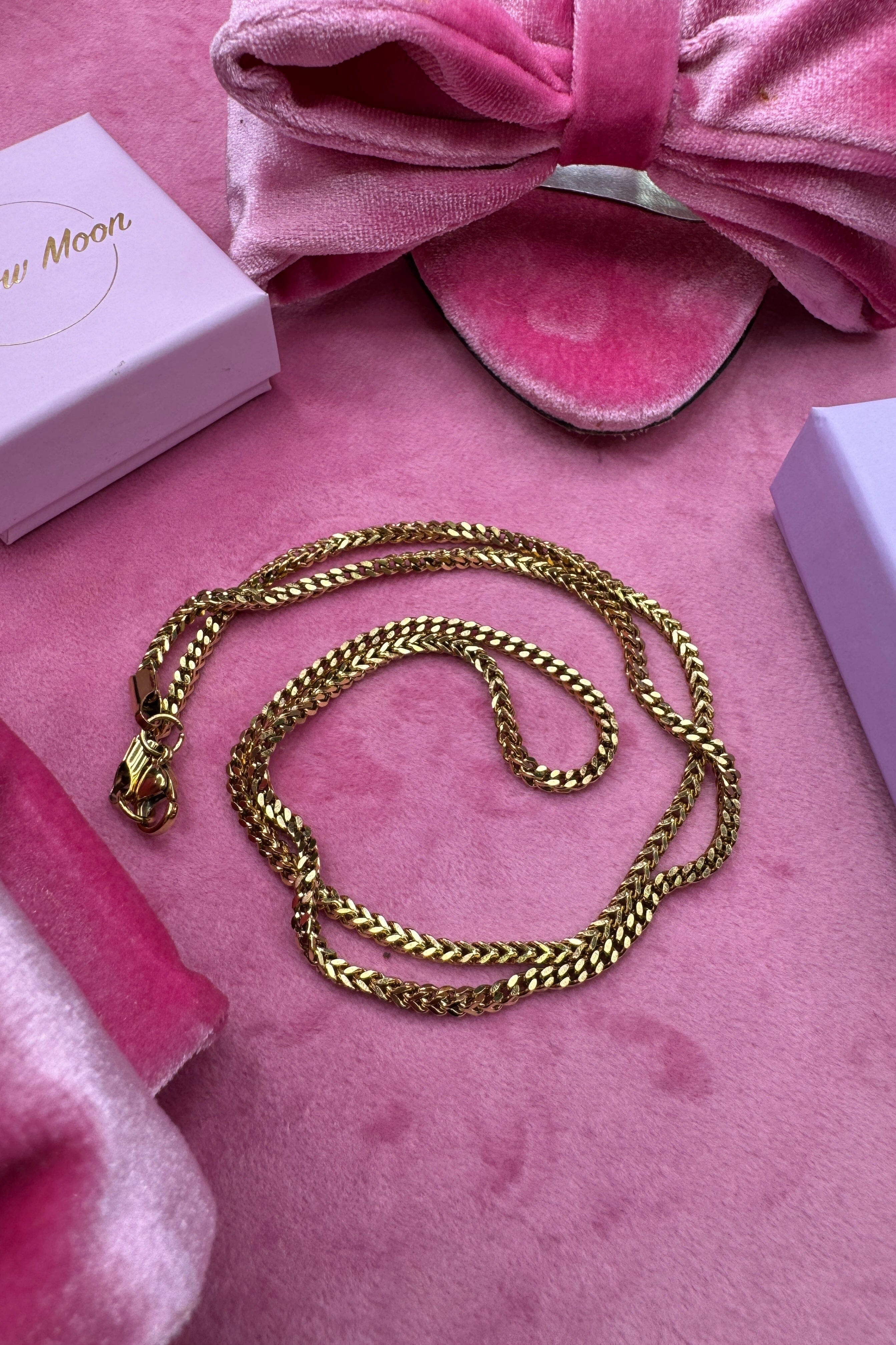 Mellow Moon - Necklace Figaro Mesh F9023 - Forgyldt Levere