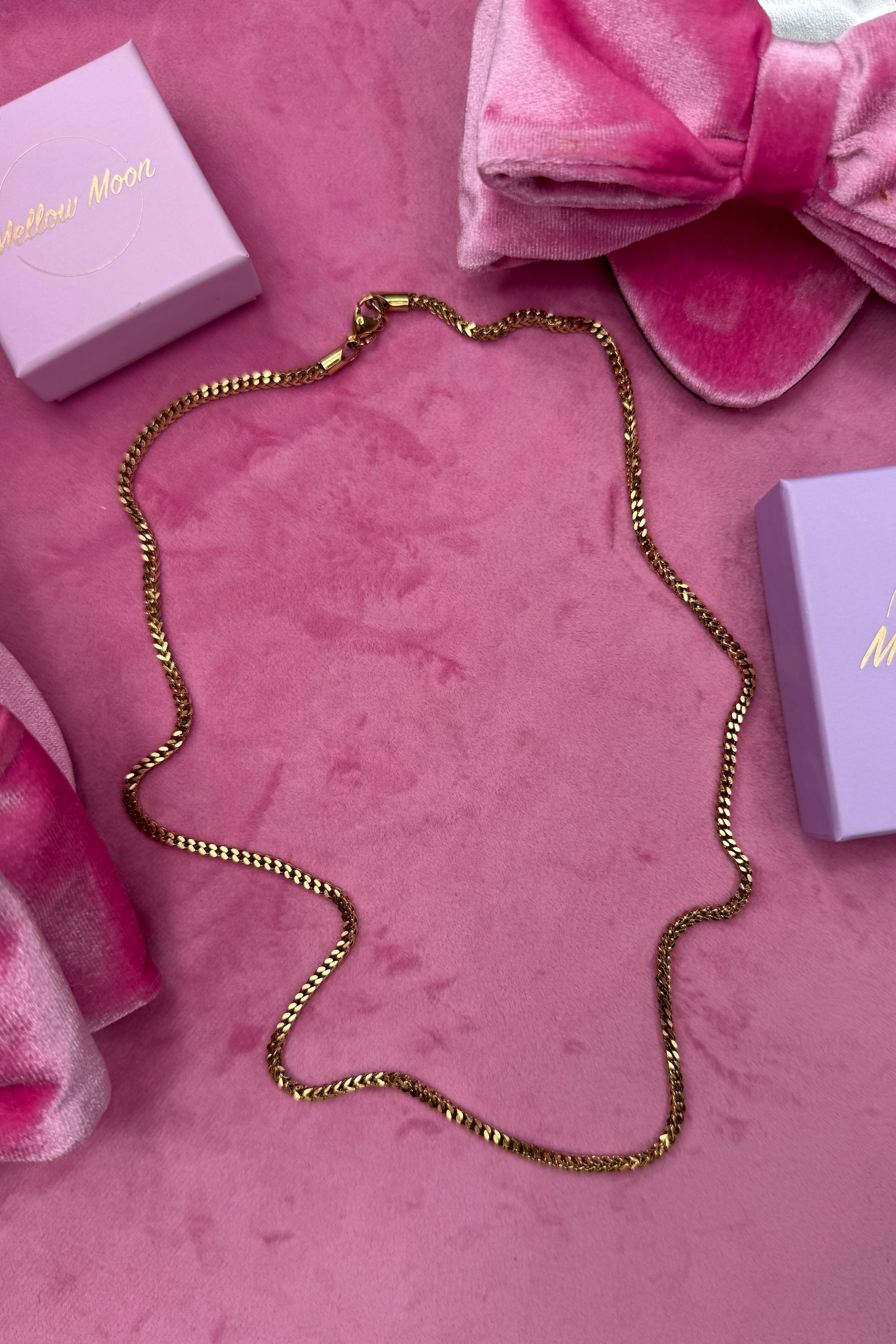 Mellow Moon - Necklace Figaro Mesh F9023 - Forgyldt Levere