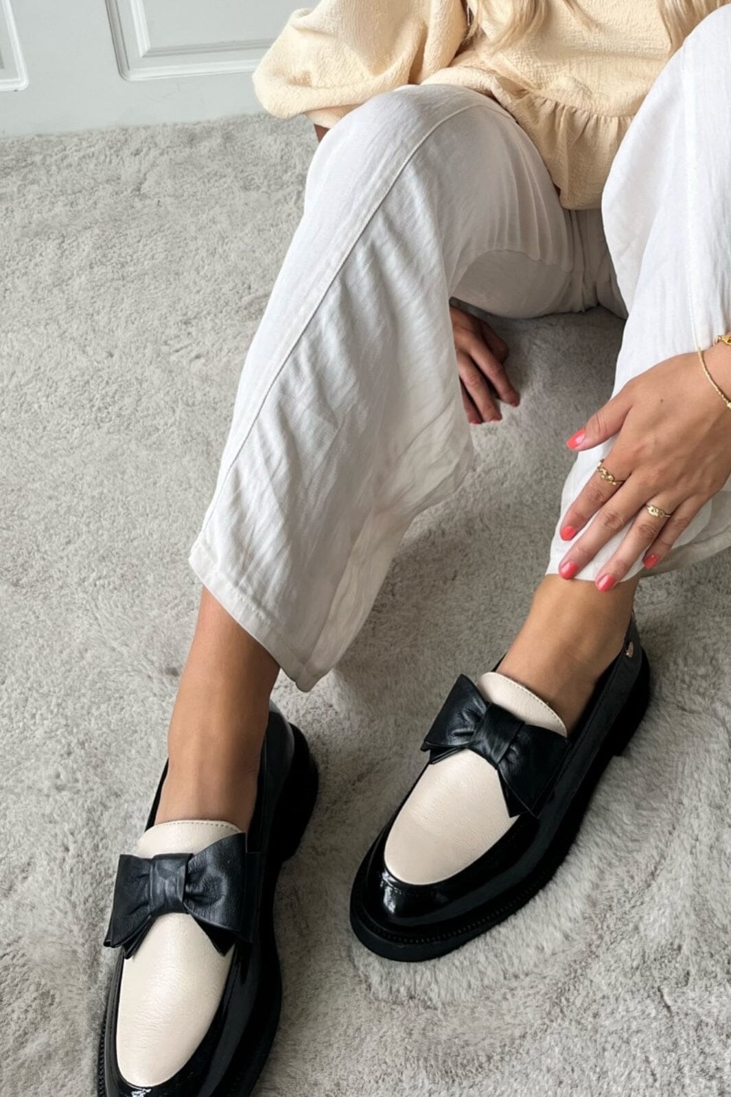 copenhagen-shoes-like-going-out-0010-black-off-white-black_2.jpg Copenhagen Shoes - Like Going Out - 0010 Black / Off White / Black