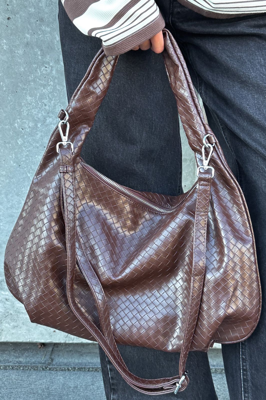 Noella - Peony Hobo Bag 1040001 - 548 Dark Brown Rabat