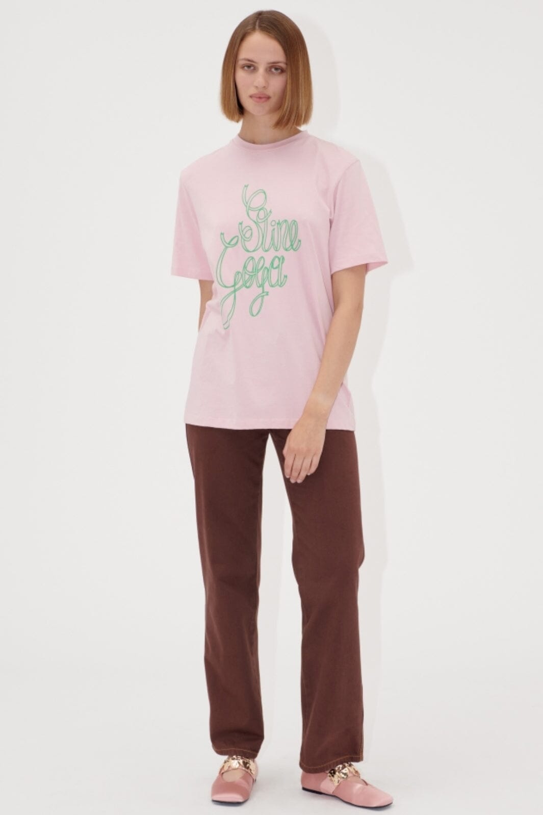 Stine Goya - 2243 Light Jersey, Short Sleeve T-shirt sg-ss25-t009-2243p - Ribbon Logo