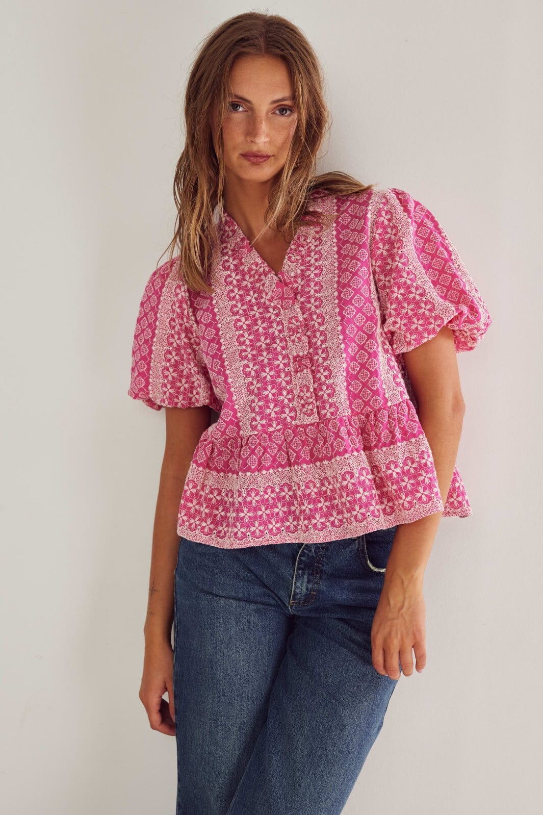 forudbestilling-noella-lorraine-blouse-13380002-1330-pink-sugar-combo_1.jpg Forudbestilling - Noella - Lorraine Blouse 13380002 - 1330 - Pink Sugar Combo