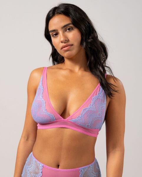 Understatement Underwear - Lace Mesh Plunge Bralette - Light Blue / Candy Pink på udsalg
