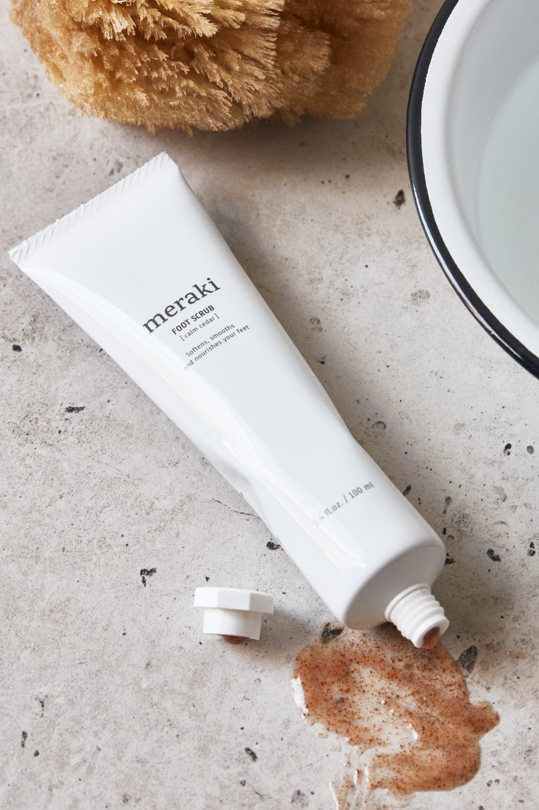 Meraki - Foot Scrub Calm Cedar - Cosmos Organic