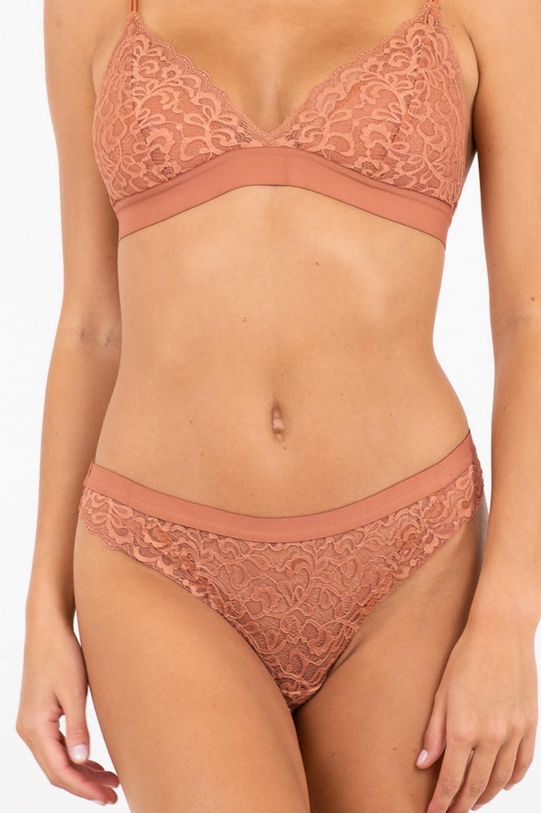 neo-noir-skin-kiwi-string-toffee_2.jpg Neo Noir - Skin Kiwi String - Toffee
